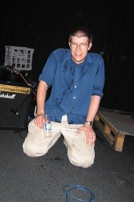 Me @ end of Espy gig 18th Nov 2004: 