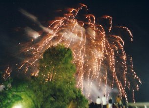 Moomba Fireworks 2002 - 2: 